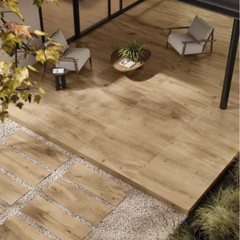 Revetement effet bois polyvalence totale intérieur comme extérieur